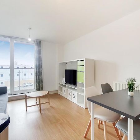 Fully Serviced Two Bed Apartment By Excel & O2 Londra Esterno foto